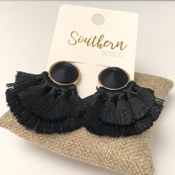 Southern Seoul Jewelry - Multi tassel post earrings in black